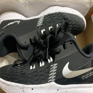 Lebron Witness V size 12c